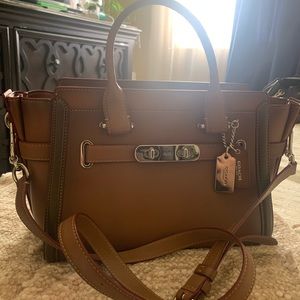 COACH Saddle color purse 👜